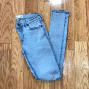 Abercrombie women jeans